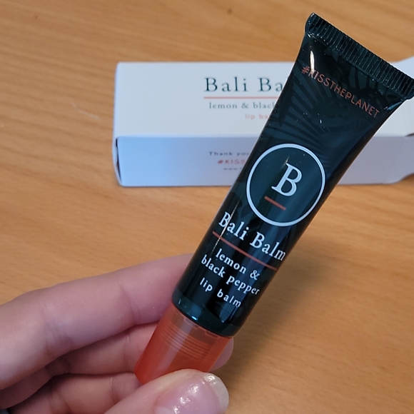 Vegan lip lot: Bali Balm and Yulip - Picture 9 of 15